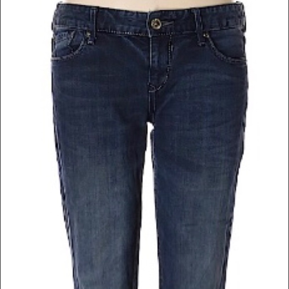 Express women’s size 8 petite blue jeans